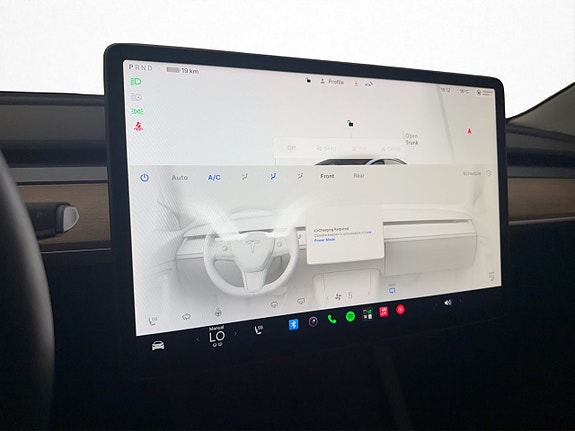 Tesla Model 3 26 of 30
