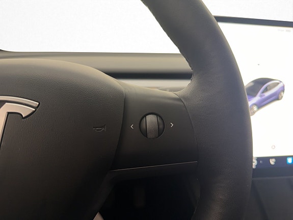Tesla Model 3 20 of 30