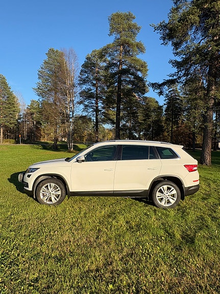 Skoda Kodiaq 2 of 8