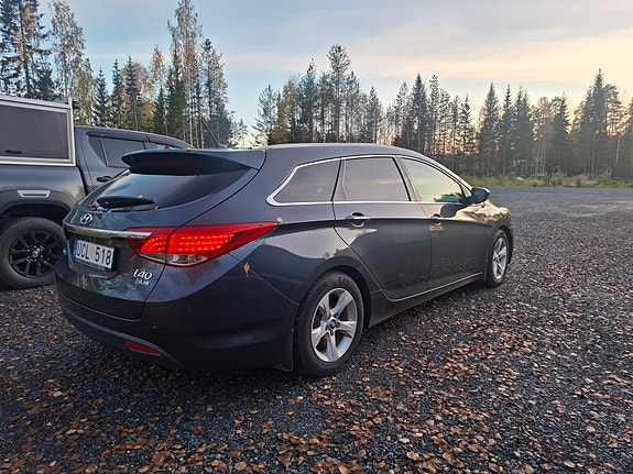 Hyundai i40 2 of 6