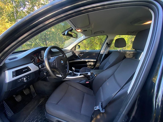 BMW 318d 6 of 6