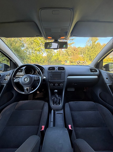 Volkswagen Golf VI 5 of 10