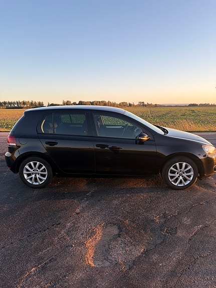 Volkswagen Golf VI 4 of 10