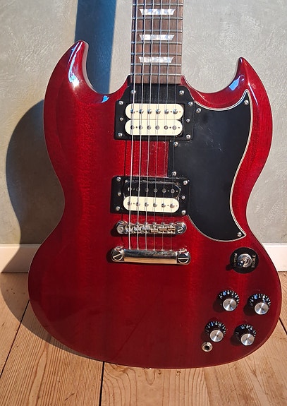 Epiphone SG Pro 400