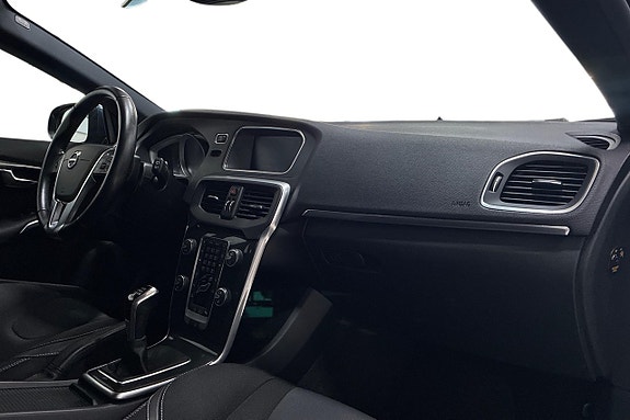 Volvo V40 15 of 30