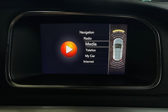 Volvo V40 19 of 30