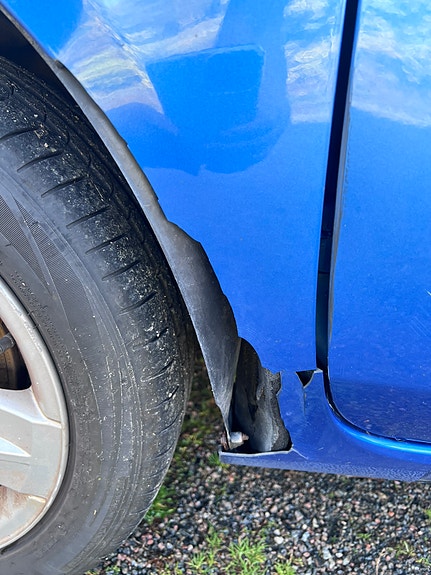 Renault Clio 9 of 13