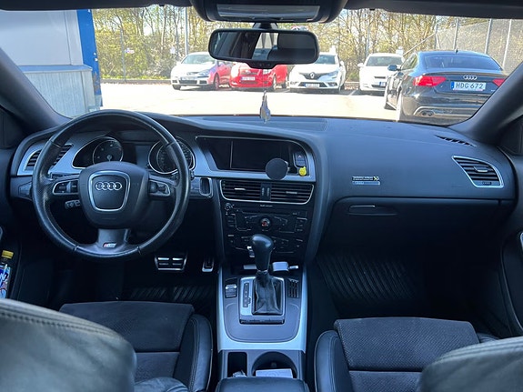 Audi A5 9 of 18