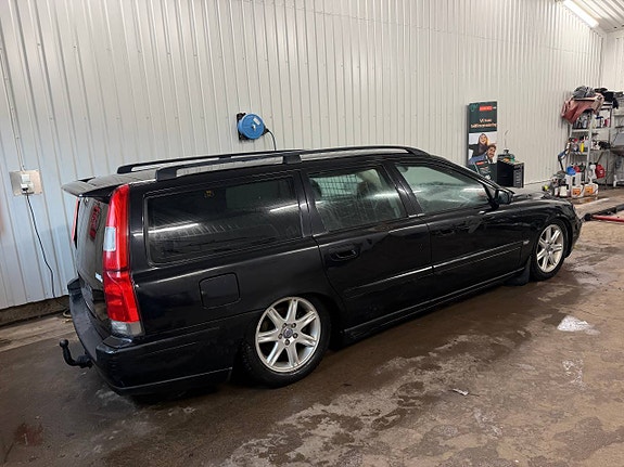 Volvo V70 4 of 7