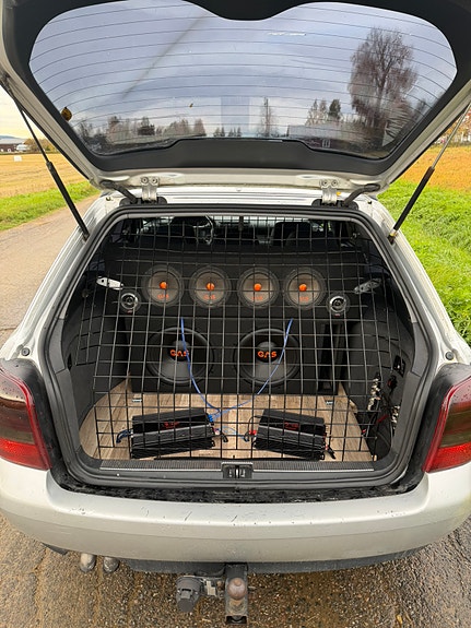 Audi A4 9 of 11