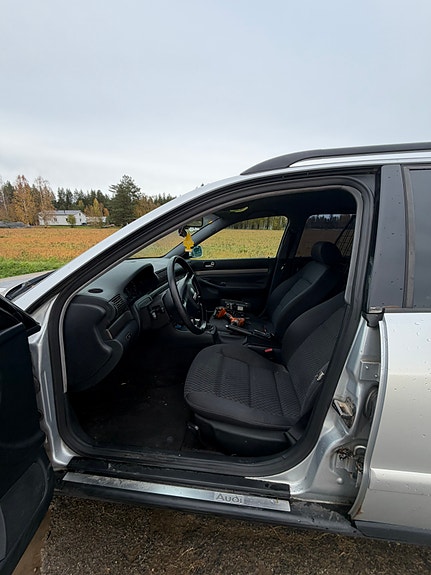 Audi A4 7 of 11