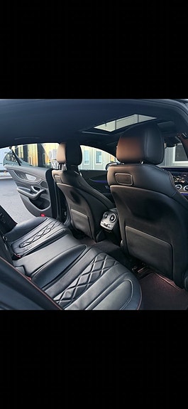 Mercedes-Benz CLS450 6 of 8