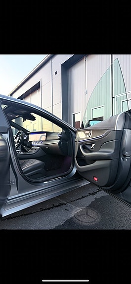 Mercedes-Benz CLS450 7 of 8