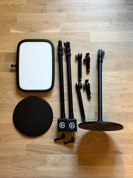 Product image 1 of 2
