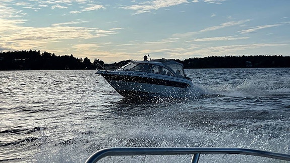Yamarin 59 HT med Yamaha F150 och 80km/h trailer 2 of 10