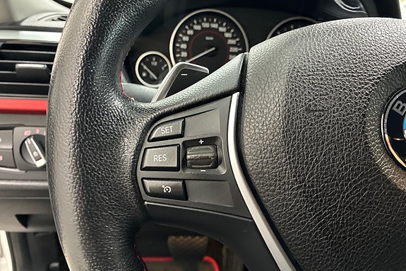 BMW 328i 23 of 27