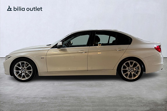 BMW 328i 9 of 27