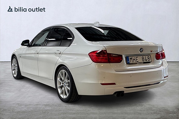BMW 328i 6 of 27