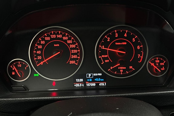 BMW 328i 17 of 27