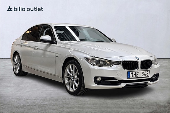 BMW 328i 4 of 27