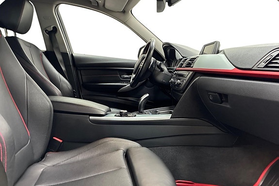 BMW 328i 15 of 27