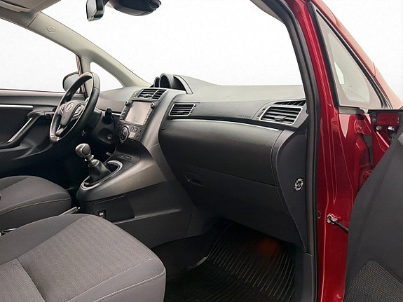 Toyota Verso 22 of 30