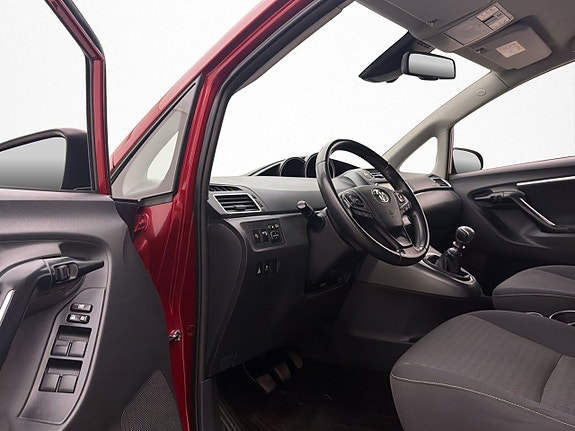 Toyota Verso 10 of 30