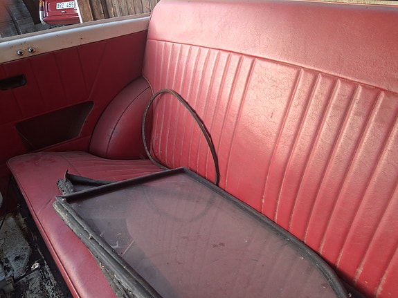 Triumph Herald 4 of 4