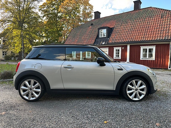 MINI Cooper 4 of 11