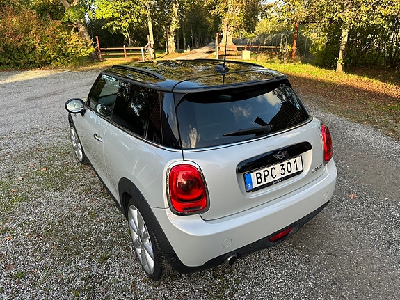 MINI Cooper 5 of 11