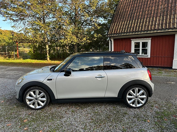 MINI Cooper 3 of 11