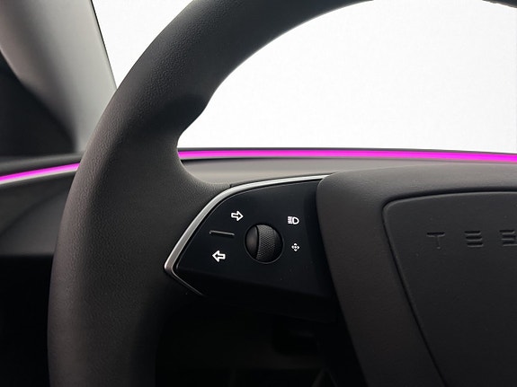 Tesla Model 3 15 of 30