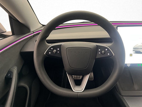 Tesla Model 3 14 of 30