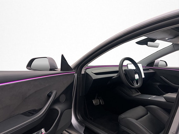 Tesla Model 3 10 of 30