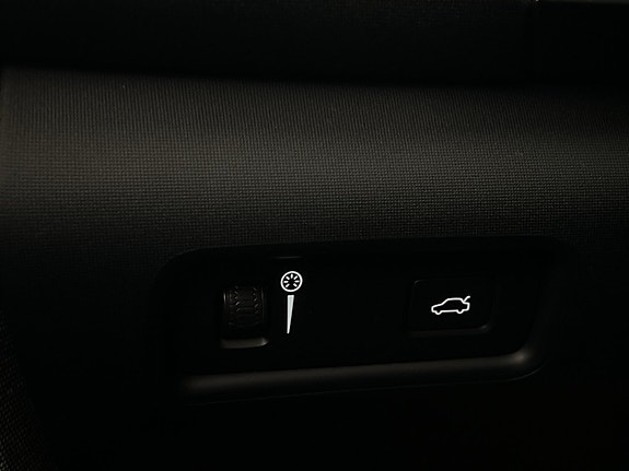 Polestar 2 19 of 30