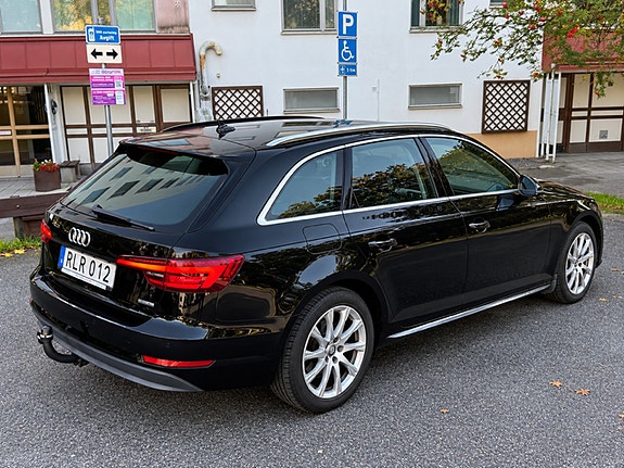 Audi A4 3 of 15