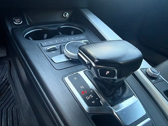 Audi A4 10 of 15