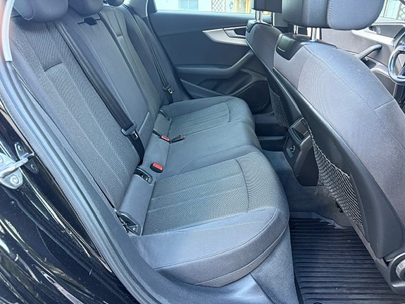 Audi A4 15 of 15