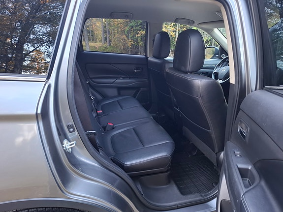 Mitsubishi Outlander 18 of 19