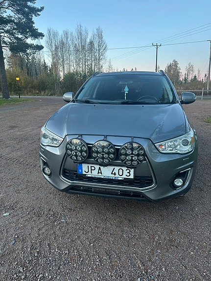 Mitsubishi ASX 2 of 8