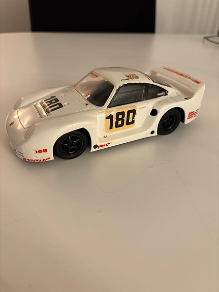 Tamiya Porsche 961 Le Mans 1986 #180 – Modellbil i skala 1:24