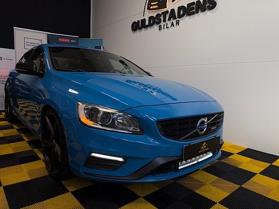 Volvo S60 4 of 30