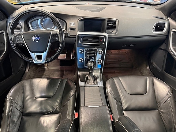 Volvo S60 18 of 30