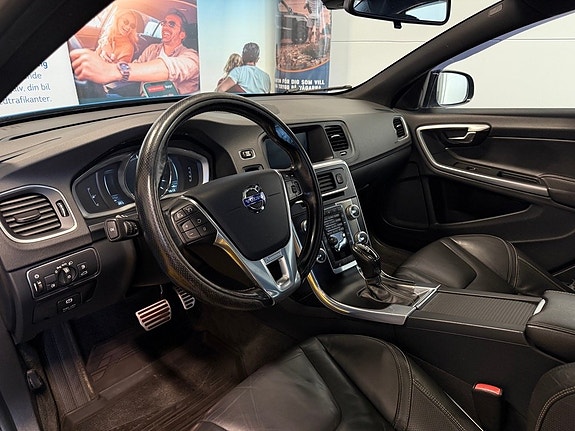 Volvo S60 22 of 30