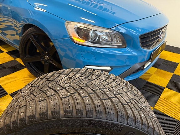 Volvo S60 8 of 30