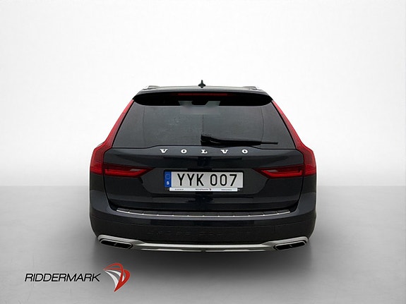 Volvo V90 Cross Country 7 of 30