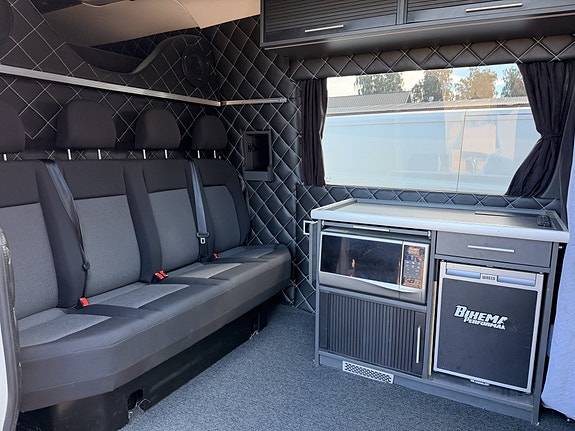 Volkswagen Crafter 35 2 of 6