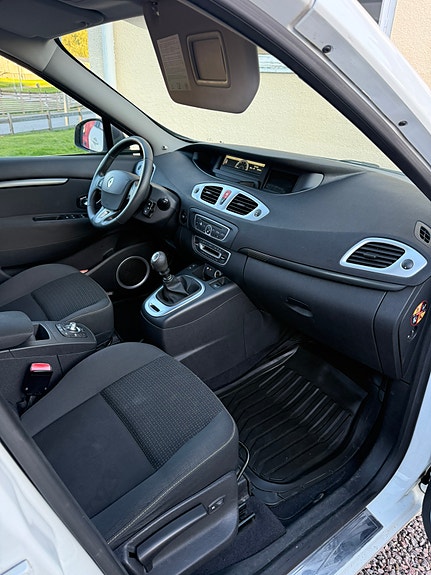 Renault Scenic III 13 of 13