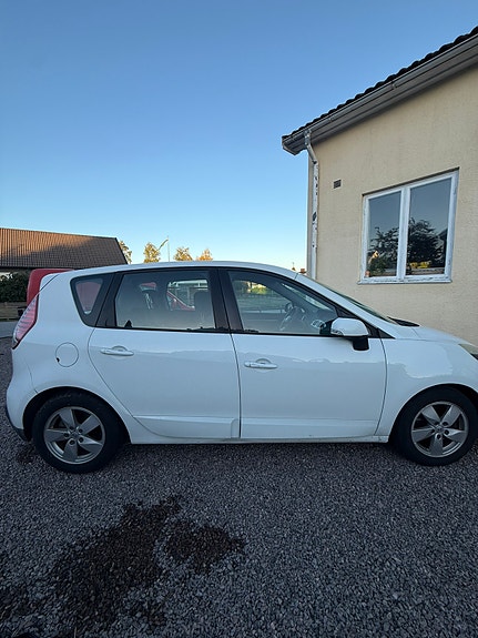 Renault Scenic III 2 of 13