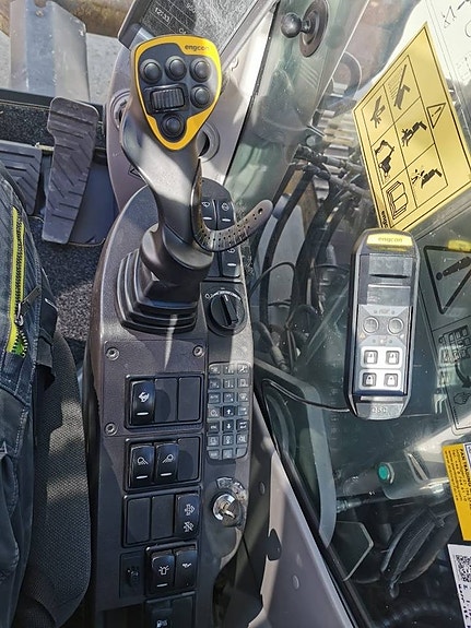 Volvo ECR 145 DL 6 of 22
